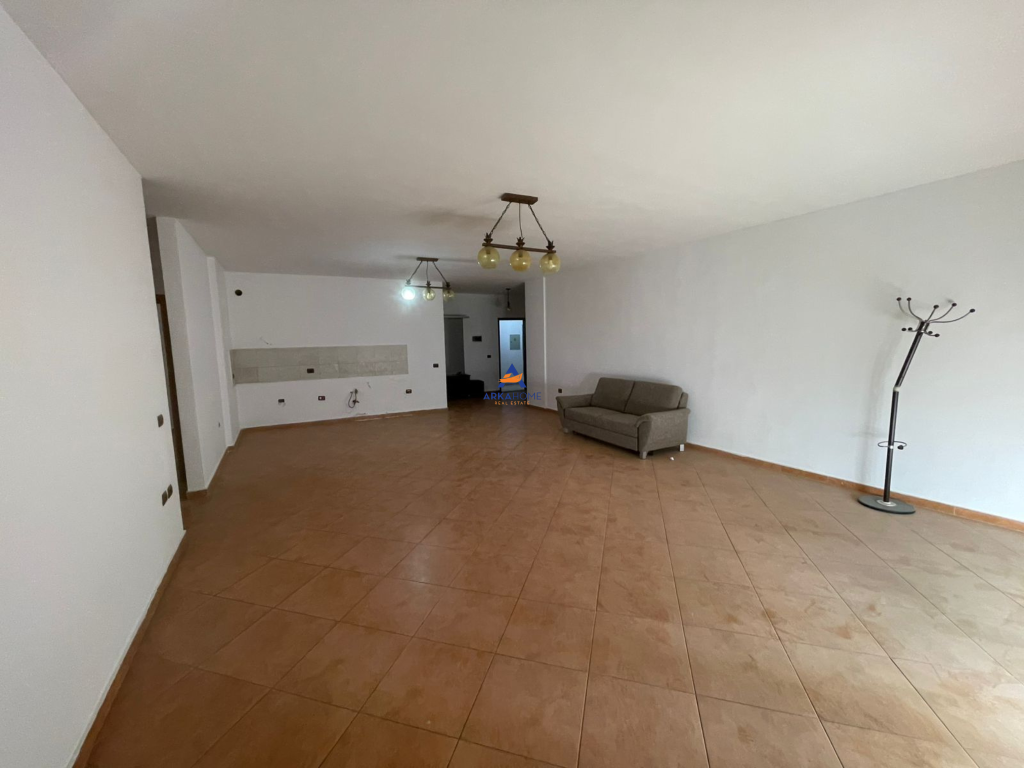 IN VENDITA APPARTAMENTO 3+1+BALCONE A "KODRA E DIELLIT" 255.000 EURO