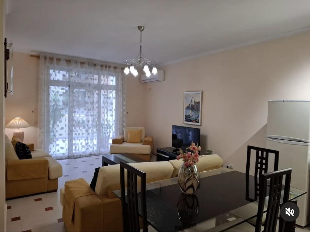 1+1 me verande,i mobiluar,kopshti zologjik 630 euro i diskutueshem