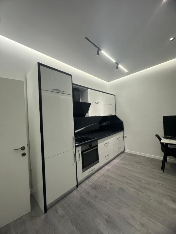 Appartamento 1+1 in affitto in Via Elbasani!