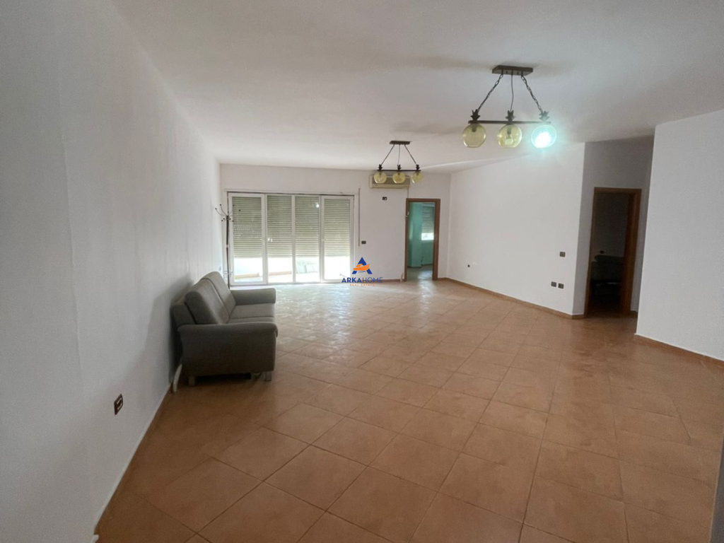 IN VENDITA APPARTAMENTO 3+1+BALCONE A "KODRA E DIELLIT" 255.000 EURO
