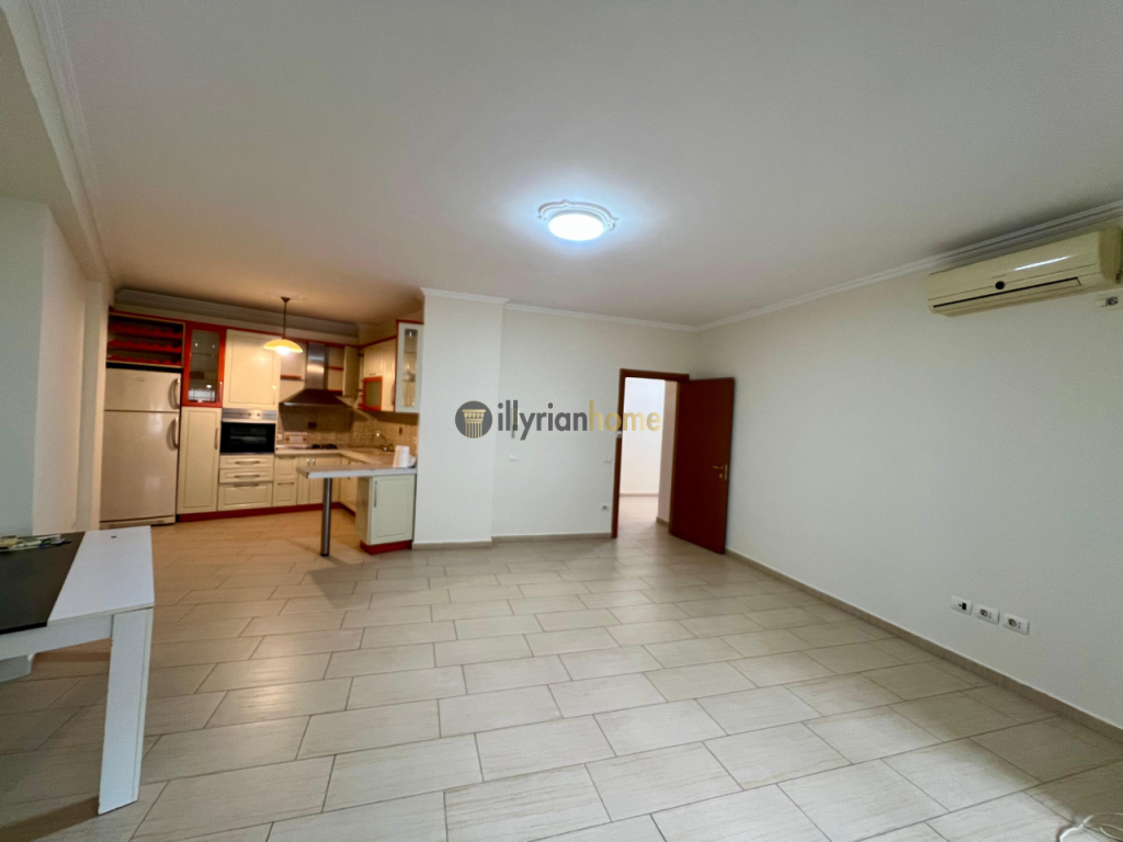 Jepet me qira, Apartament 2+1+2 Tualete, “9-Katëshet”, Tiranë
