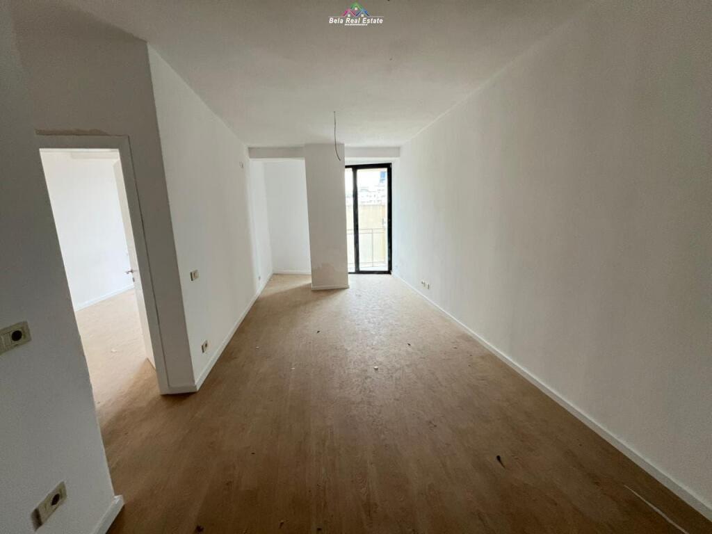 Zyre Me Qera 1+1 Tek Mine Peza (ID BZ2703) Tirane