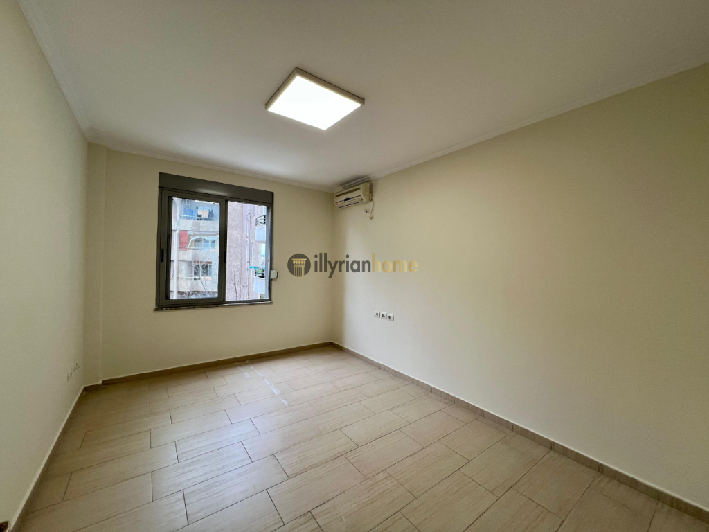 Jepet me qira, Apartament 2+1+2 Tualete, “9-Katëshet”, Tiranë