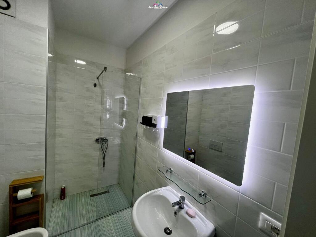 Apartament me qera 2+1 tek Bulevardi i Ri (ID B2201513) Tirane