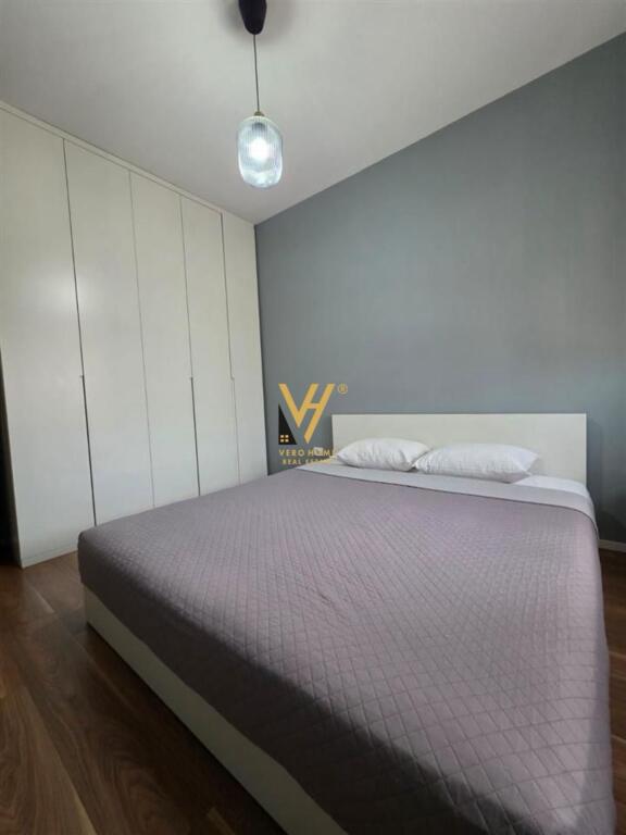 JEPET APARTAMENT 1+1+BLK ME QERA TE LIQENI I THATE 60.000 LEKE