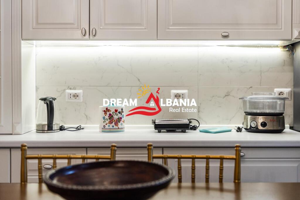 Appartamento moderno 2+1+2 in affitto al Liqeni i Thatë (ID 42215404)