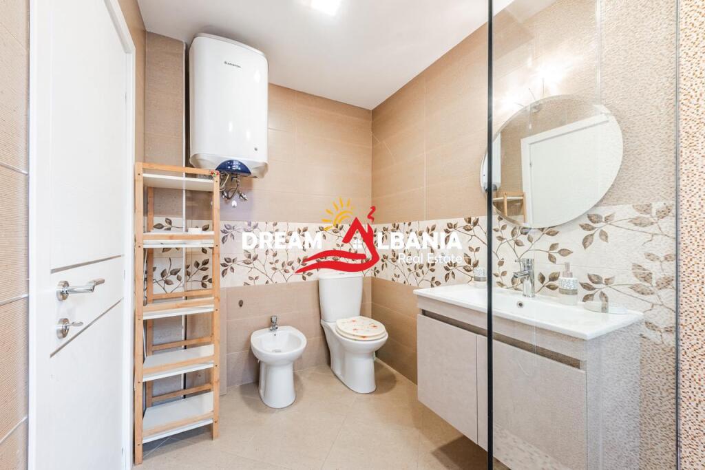 Appartamento moderno 2+1+2 in affitto al Liqeni i Thatë (ID 42215404)