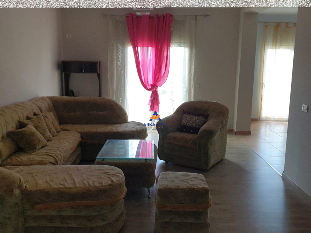AFFITTASI 3° PIANO DI UNA VILLA 3+1+2 BALCONI "FRESK" 650 EURO