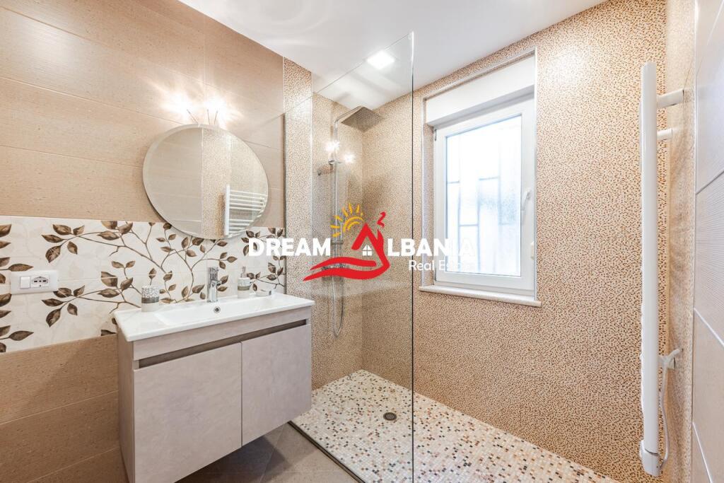 Appartamento moderno 2+1+2 in affitto al Liqeni i Thatë (ID 42215404)