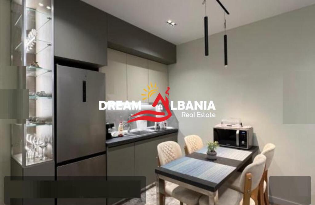 Apartment 1+1 for rent in the Center near the Square in Tirana (ID 42111479)