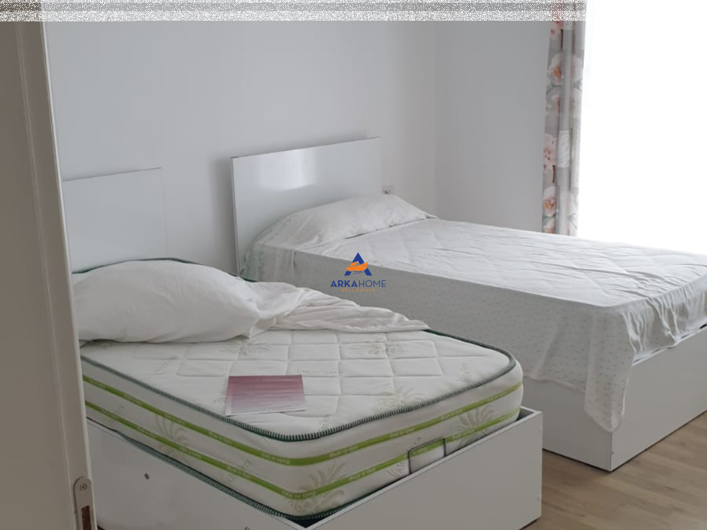 AFFITTASI 3° PIANO DI UNA VILLA 3+1+2 BALCONI "FRESK" 650 EURO