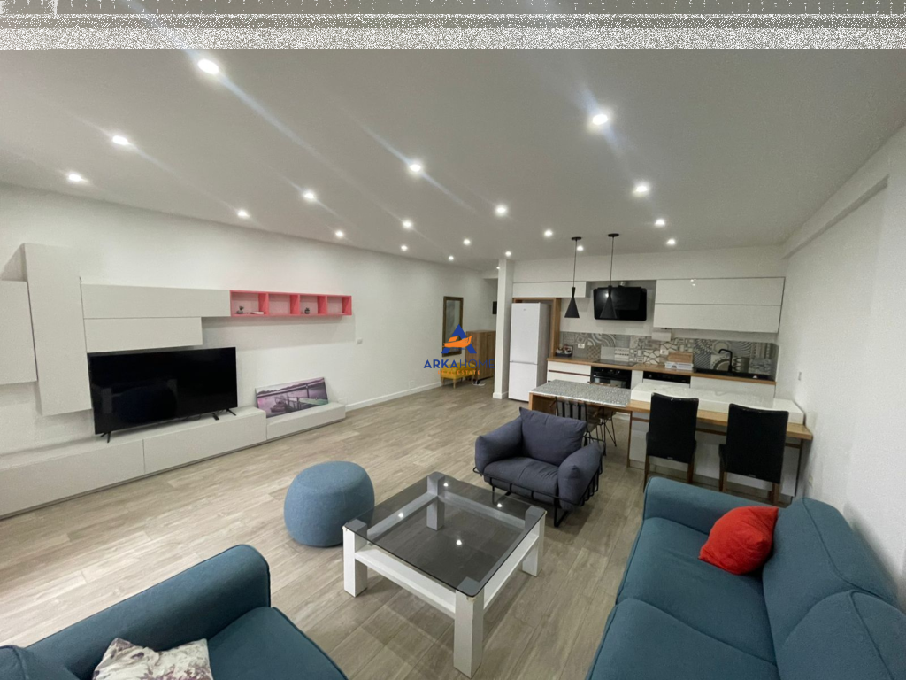 JEPET APARTAMENT ME QERA 2+1+2BALLKONE TE "REZIDENCA KODRA E DIELLIT 1" 1500 EURO