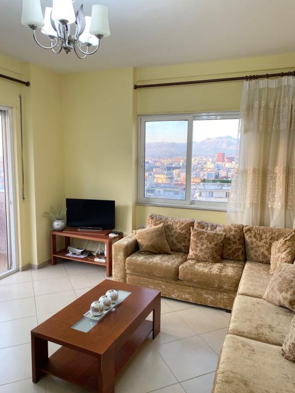 🏡 Shitet Apartament 1+1 + 2 Banjo + Bllk – Kodra e Diellit