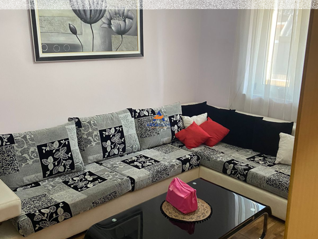 APPARTAMENTO IN AFFITTO 1+1+BALCONE A "PALLATET AGIMI, BLLOK" 600 EURO