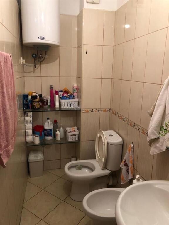 APARTAMENT ME QERA 2+1 5 MAJI 55.000 LEKE