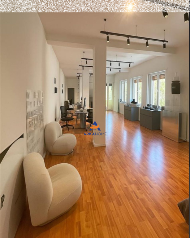 JEPET AMBIENT BIZNESI ME QERA 70M2 "BLLOK" 800 EURO