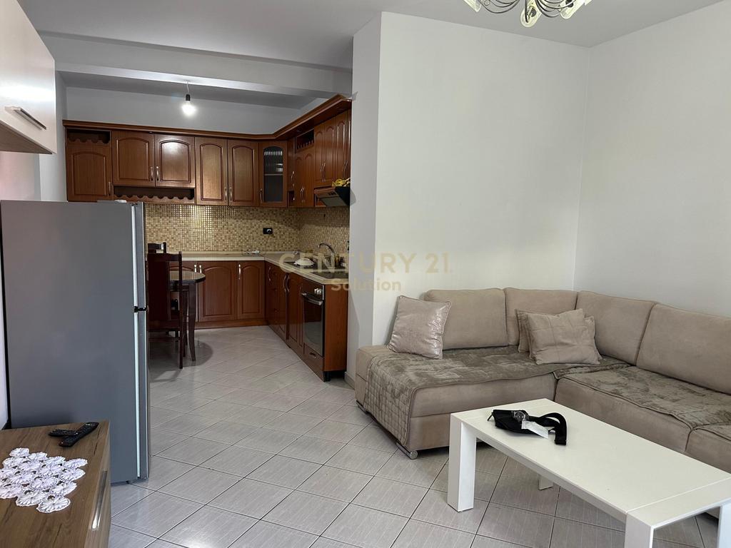 APARTAMENT 2+1+2 TUALETE PER SHITJE NE ASTIR!