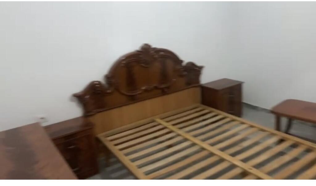 2+1,i mobiluar,kat vile te 2 palmat,cmimi 400mije leke