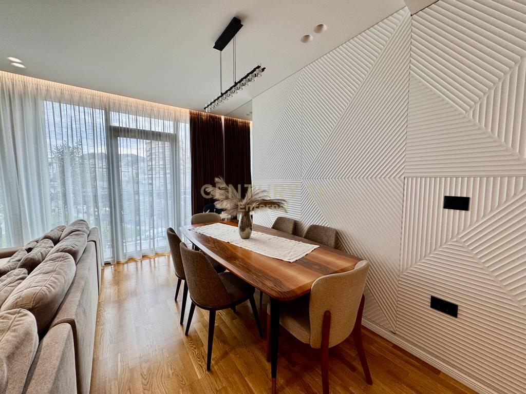 Apartament 2+1+2 + Post Parkimi per shitje ne Lake View Residence