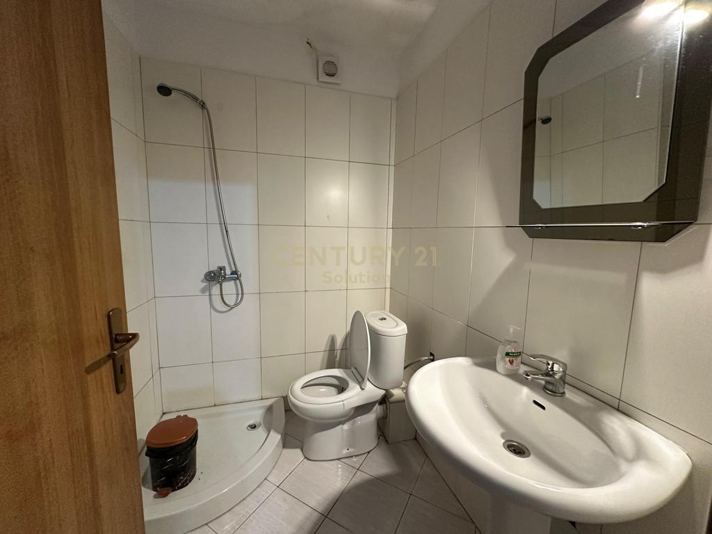APARTAMENT 2+1+2 TUALETE PER SHITJE NE ASTIR!