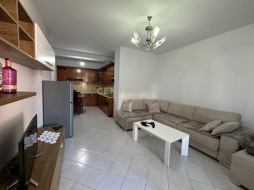 APARTAMENT 2+1+2 TUALETE PER SHITJE NE ASTIR!