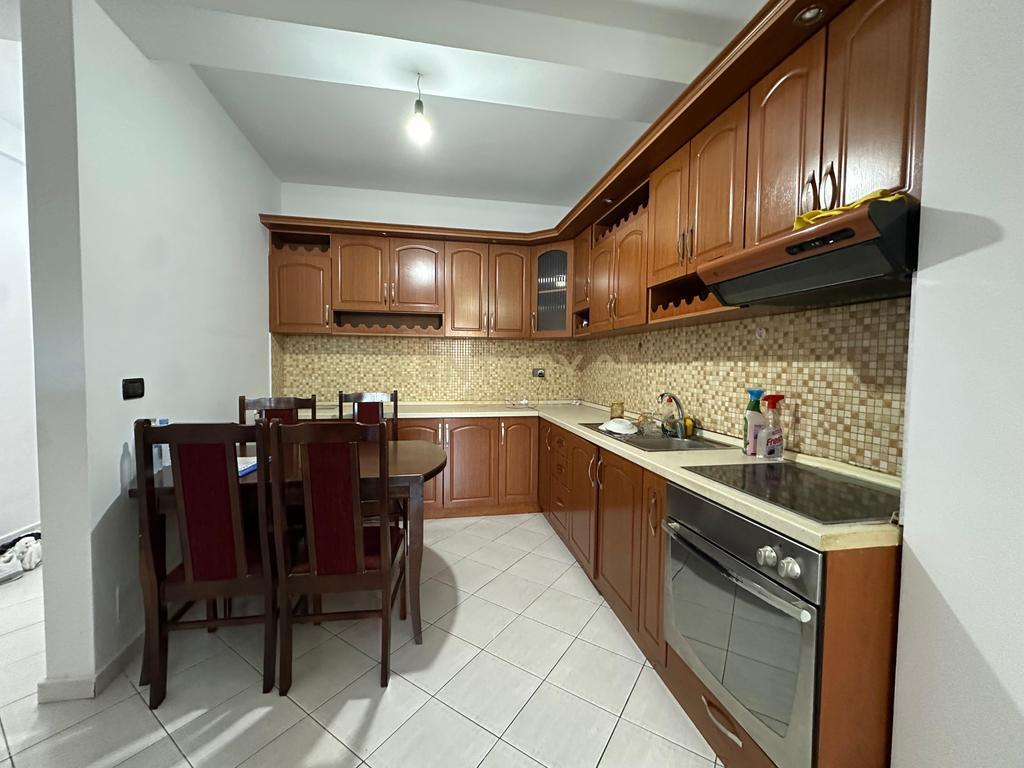 APARTAMENT 2+1+2 TUALETE PER SHITJE NE ASTIR!