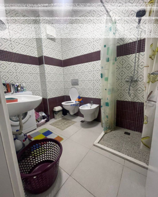 JEPET ME QERA APARTAMENT 1+1+2BALLKONE+POST PARKIMI "TE KOMPLEKSI GOLDEN PARK, KOMBINAT" 51000 LEKE
