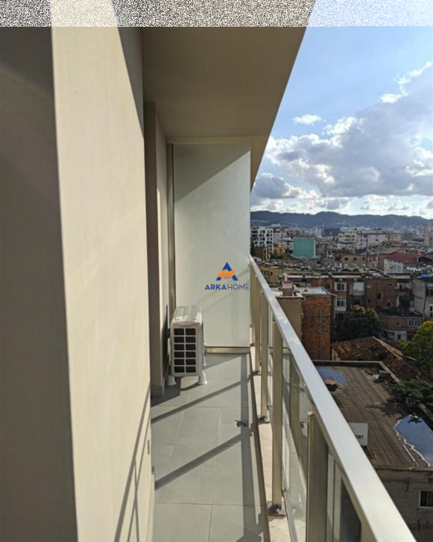 JEPET ME QERA ZYRE 75M2 "TE GOLDEN TOWER RESIDENCE,MINE PEZA" 550 EURO