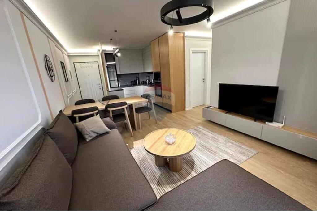 Apartment - For Sale - Kongresi I Manastirit Street, Tirana