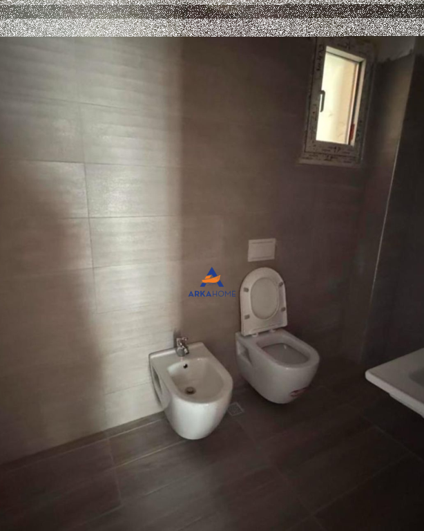 UFFICIO IN AFFITTO 100M2 "VICINO A TRIO TOWERS, DON BOSKO" 600 EURO