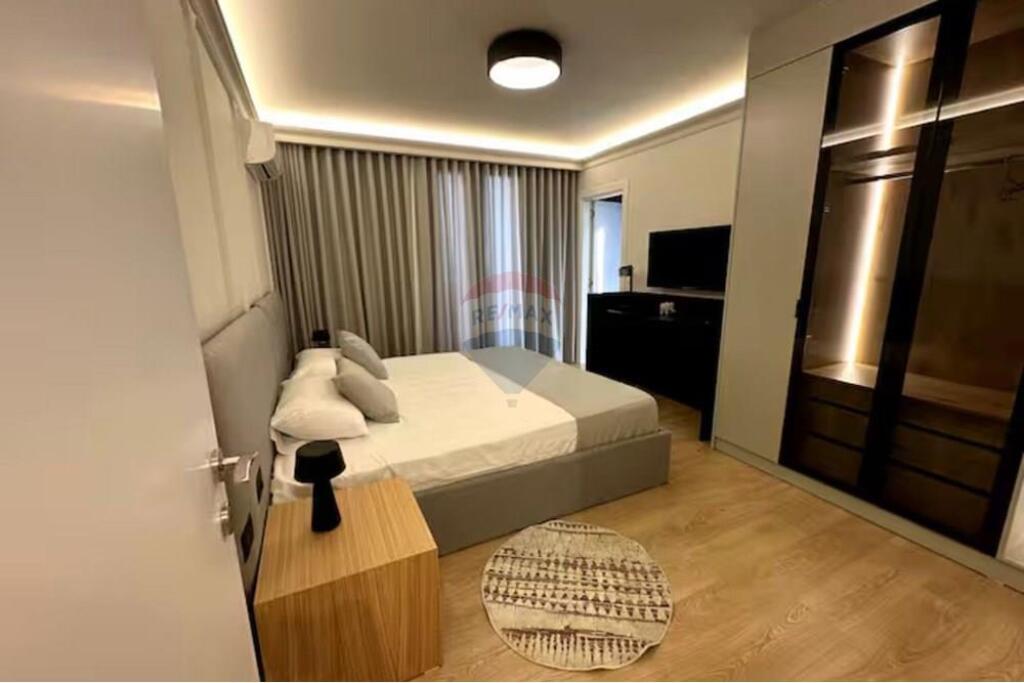 Apartment - For Sale - Kongresi I Manastirit Street, Tirana