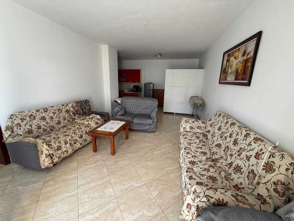 📣 QERA Apartament 2+1 📍 Prane Pasticeri Nela 6, Yzberisht ✨ 💶 Cmimi 450 Euro