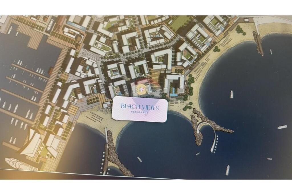 Apartament 2+1+2 me parkim tek Durres Marina!