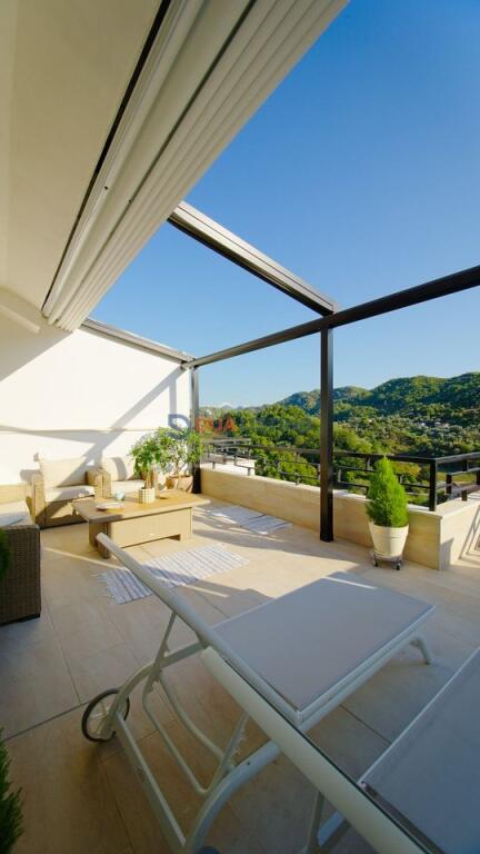 LUXURY DUPLEX FOR SALE NEAR THE BOTANICAL GARDEN  2 PARKING SPACES