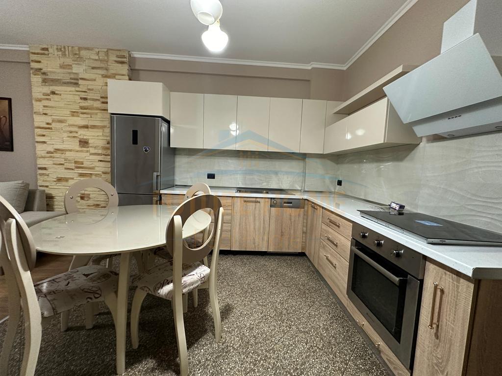 For sale, Apartment 2+1, Unaza e Re, Astir