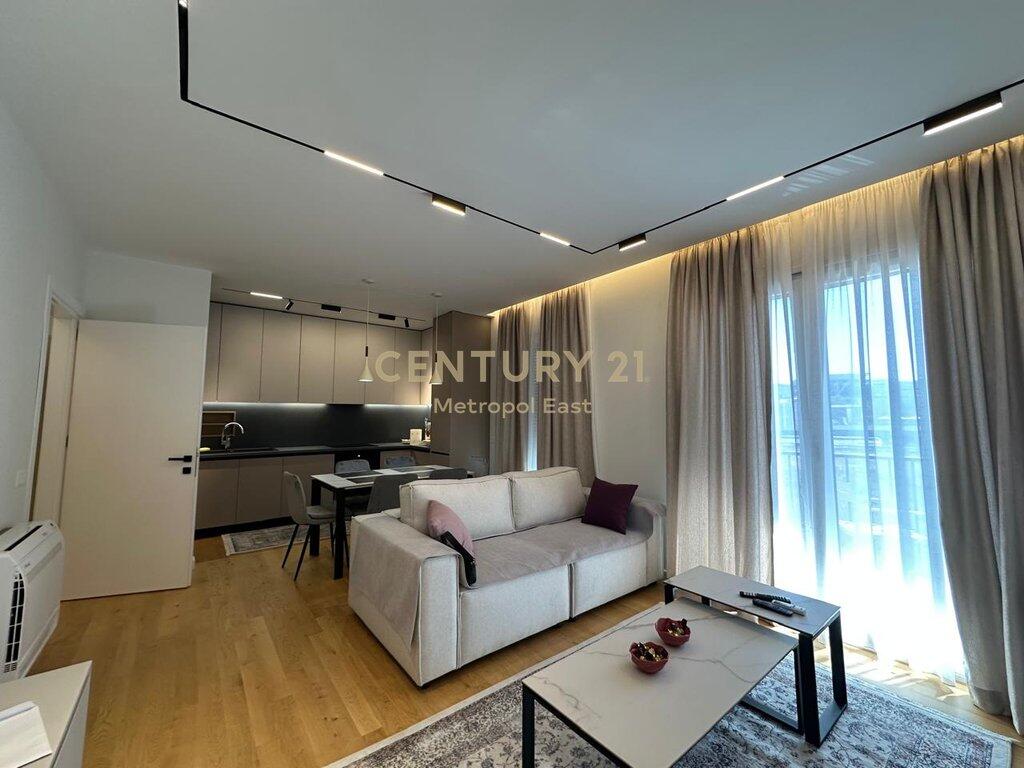Jepet me qira apartament 3+1 në rezidencën Rose Garden.