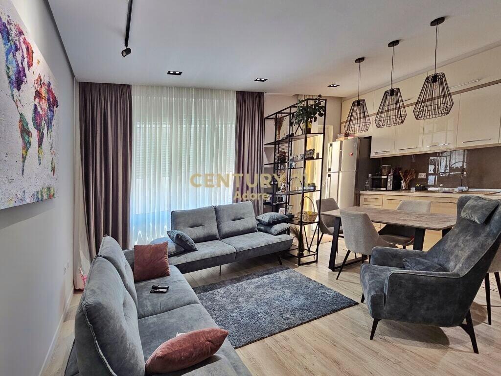 Apartment 2+1+2 + Studio for Sale Liqeni i Thate!