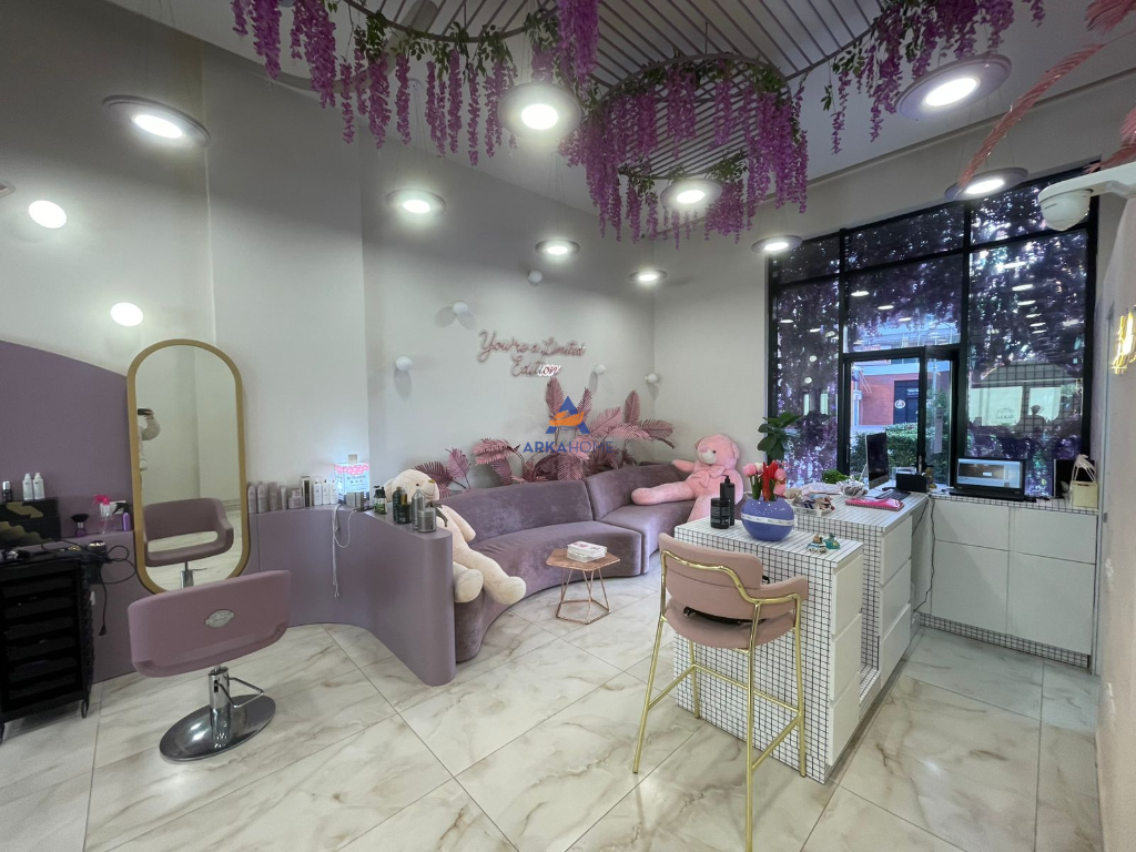 SHITET BIZNESI QENDER ESTETIKE 100M2 "GREEN CITY,UNAZA E RE" 70.000 EURO ( I DISKUTUESHEM)