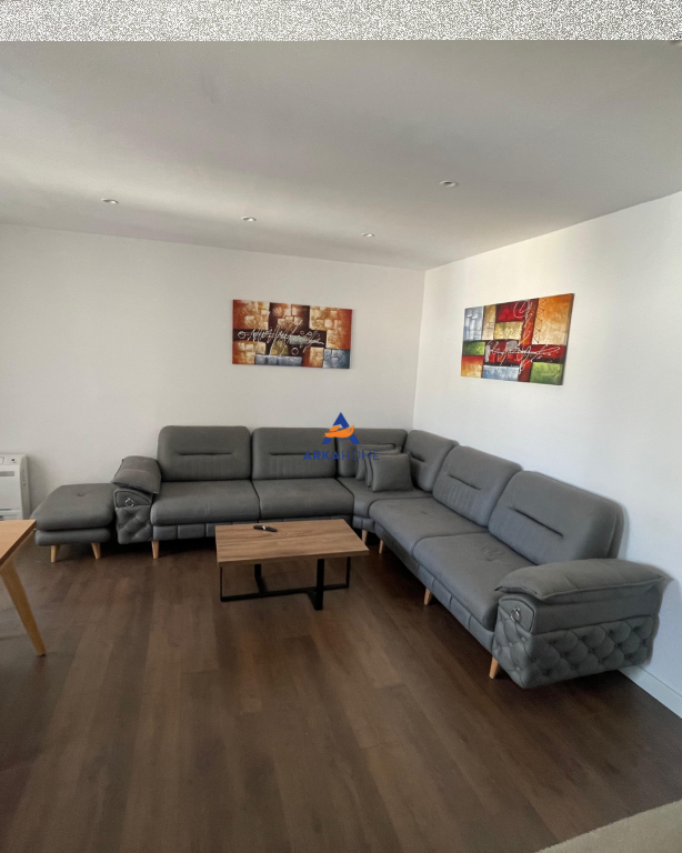 JEPET ME QERA APARTAMENT 2+1+BALLKON "TE RRUGA MINE PEZA" 1000 EURO