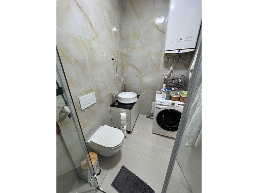 1+1 moderno in vendita vicino a TV Klan – Complesso 5D!