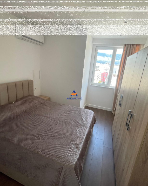 APARTAMENT ME QERA 2+1+BALLKON TE "RRUGA MINE PEZA" 1000 EURO