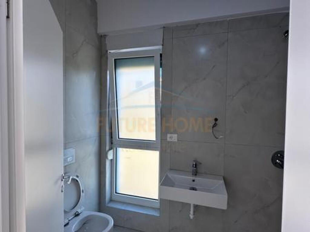 Shitet, Apartament 1+1, OXA, Fresku, Tirane