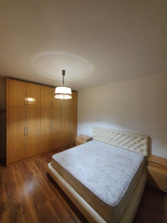 Affittasi appartamento 3+1 Via Frosina Plaku