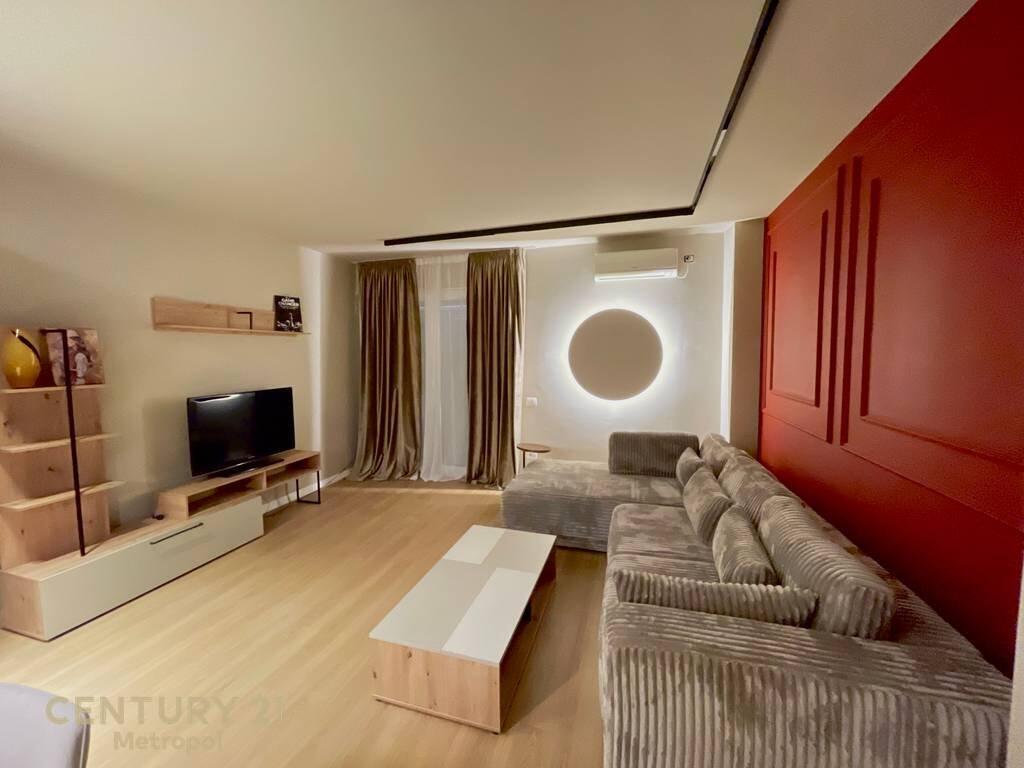 AFFITTASI APPARTAMENTO 1+1, CENTRO Tirane!.