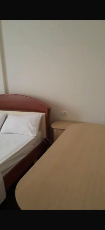 Apartment 1+1 for sale at Gjiri Lalzit   