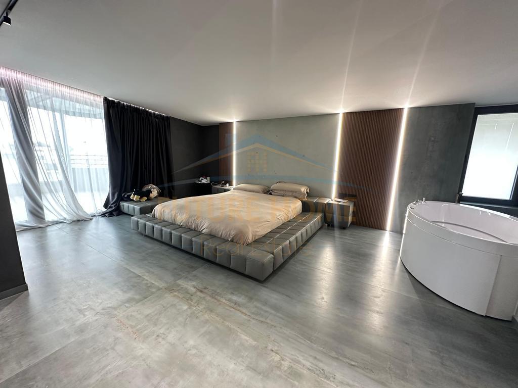 Penthouse for sale Dry Lake
