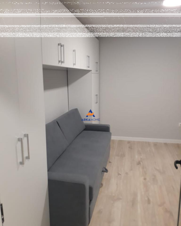 JEPET GARSONIERE ME QERA "TE STADIUMI DINAMO" 450 EURO