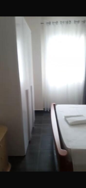 Apartment 1+1 for sale at Gjiri Lalzit   