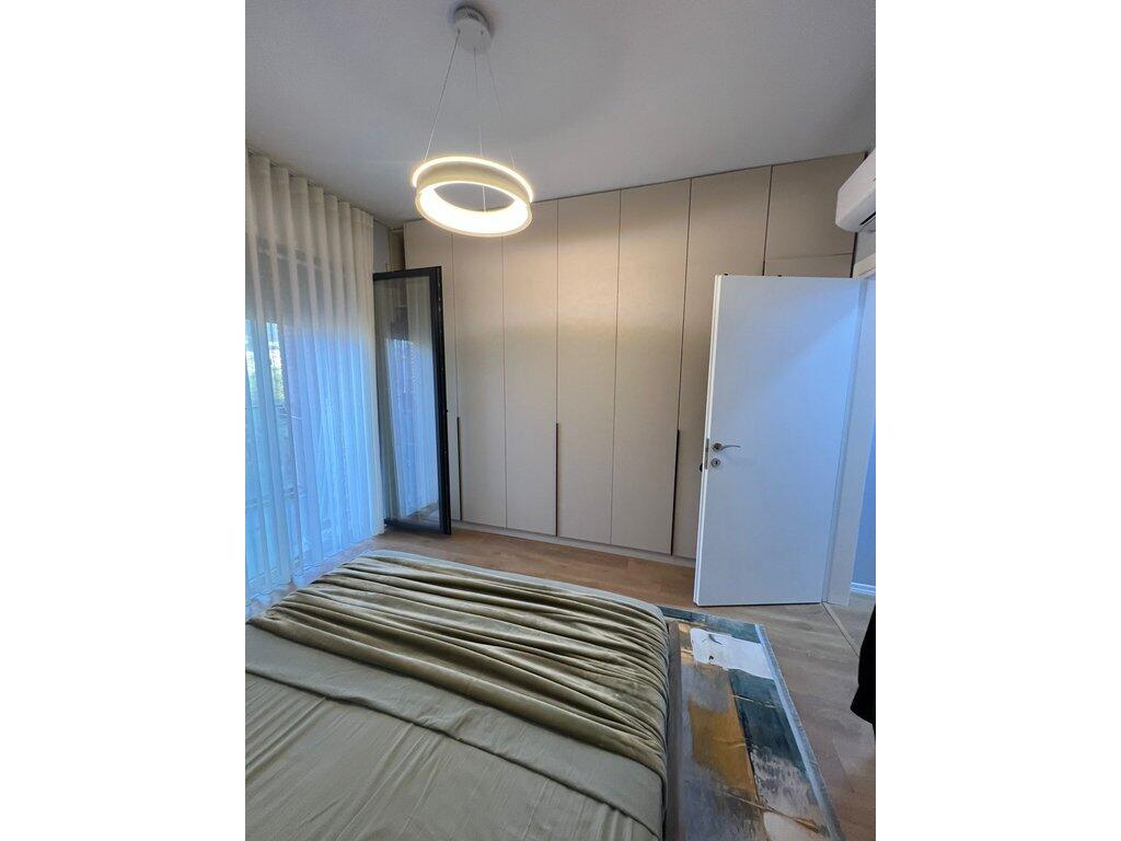 1+1 moderno in vendita vicino a TV Klan – Complesso 5D!