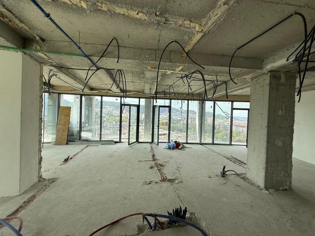 "LAKE VIEW" RESIDENCE, JAPIM ME QIRA APARTAMENT 3+1+2+2 POSTE PARKIMI